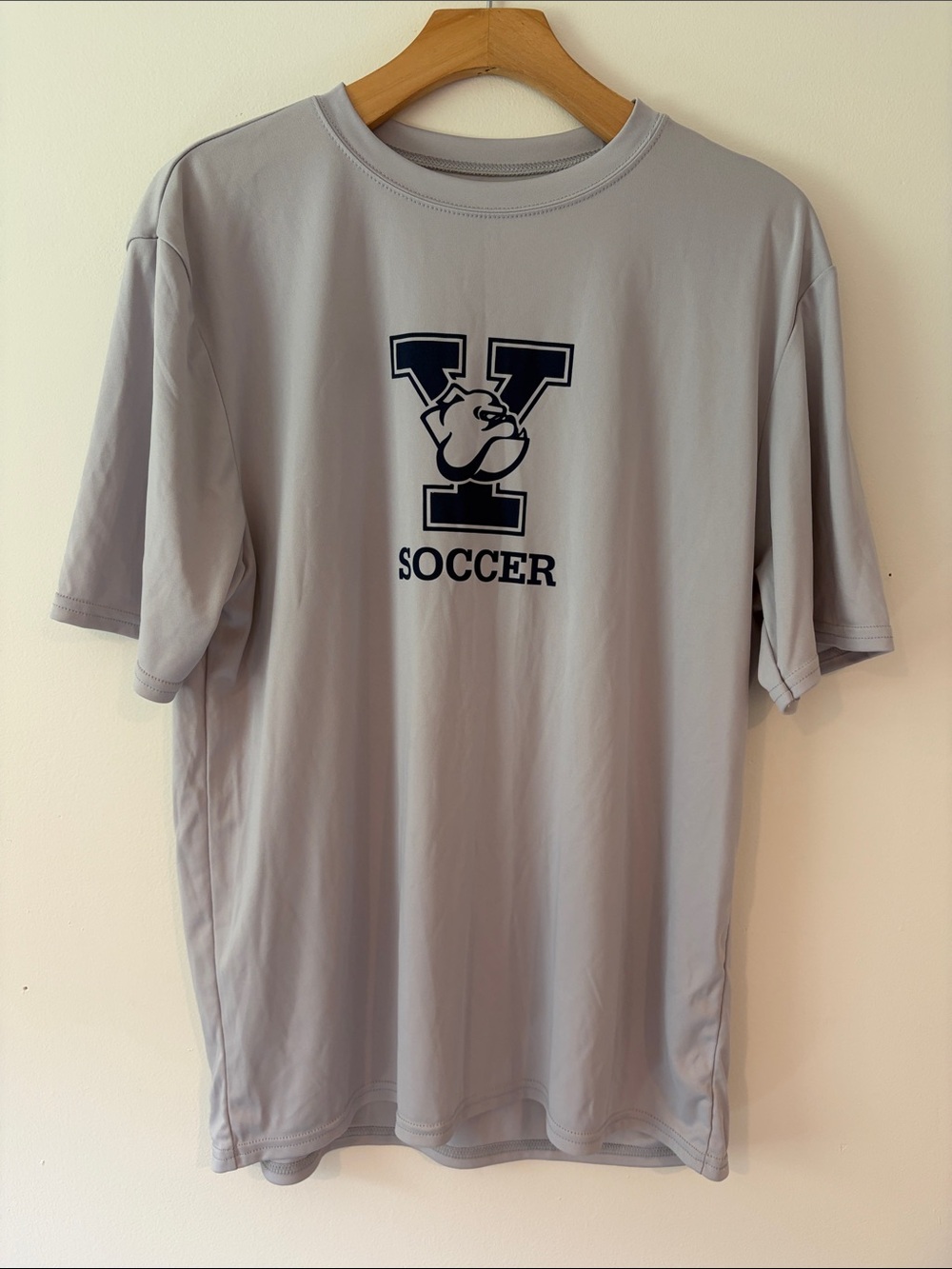 YALE Soccer Crew Neck T-Shirt - Light Gray Size Medium